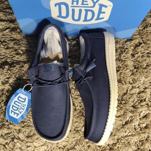 Hey Dude Men's Wally Canvas Navy Slip-on Shoes Size 12 Casual Shoes